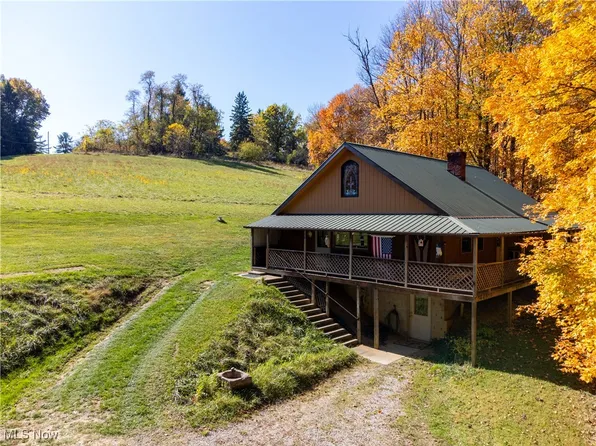 71497 Silhouette Dr, Martins Ferry, OH 43935
