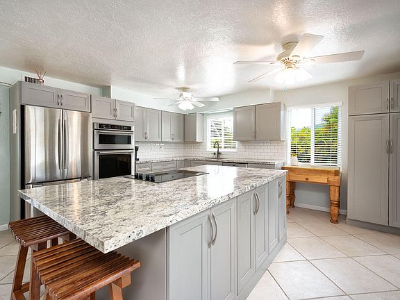 3rd image of 30945 Bay Shore Dr