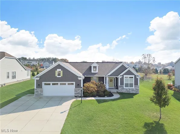 6580 Thistledown Cir NE, Canton, OH 44721