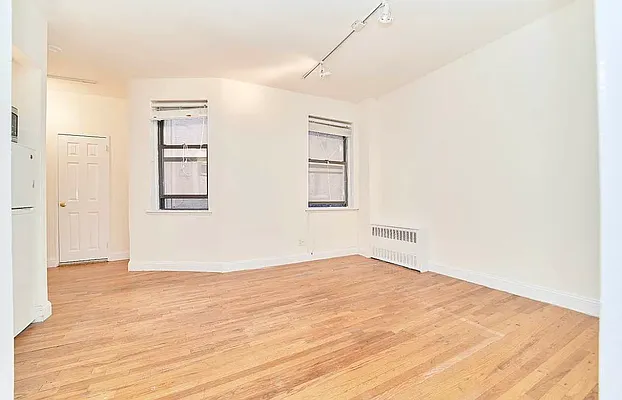 Rented by Living New York | media 1