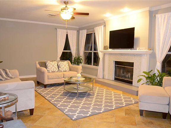 3rd image of 9251 Scenic Bluff Dr