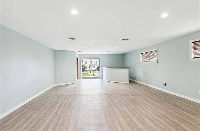 321 W Harrison Ave #UPPER — Photo 3