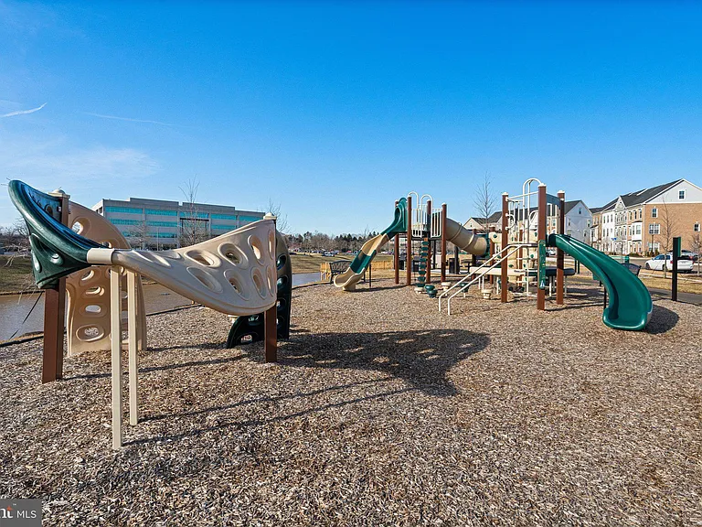 14803 Retreat Blvd — Photo 45