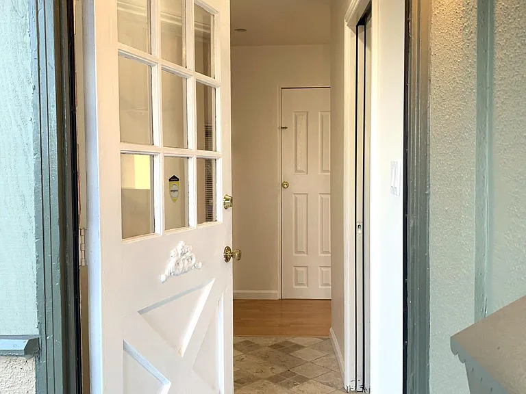 42512 Gage Ct — Photo 2