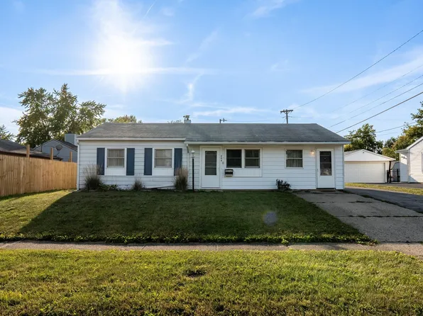 404 Center Dr, Frankfort, IN 46041