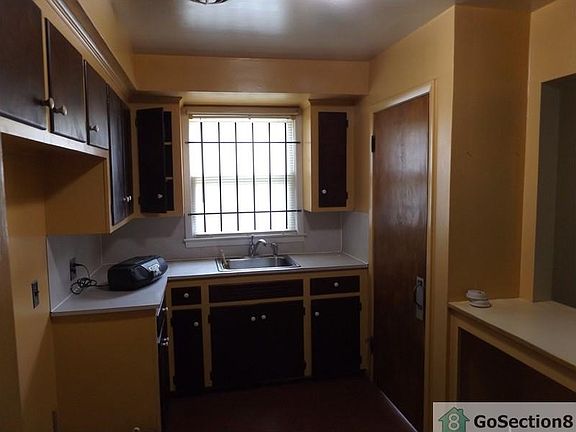 3rd image of 14630 Beaverland St