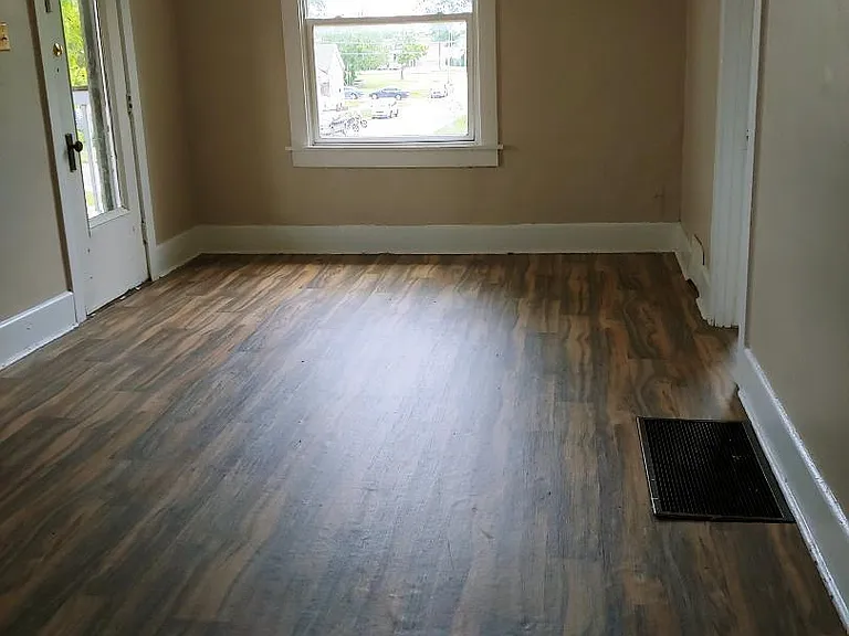 1118 Monroe St #2 — Photo 8