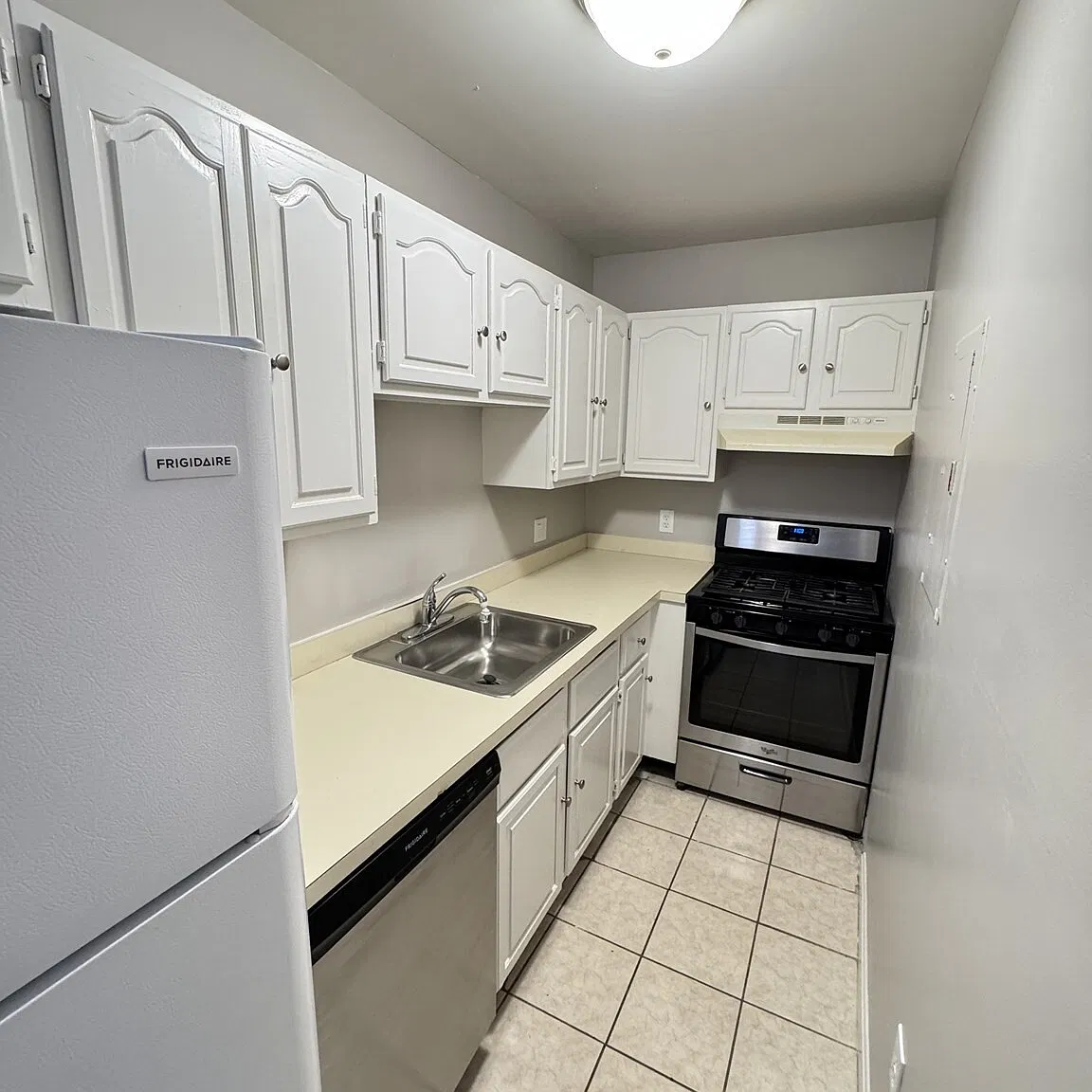 22 Kenmar Drive Unit 194, Billerica, MA - 194 — Photo 3