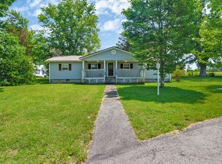1729 Roslin Rd, Jamestown, TN 38556