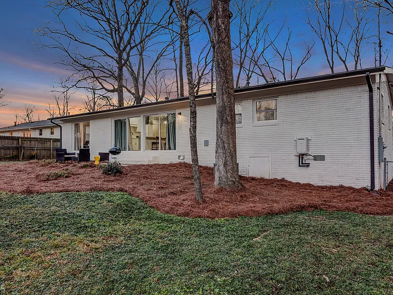 3313 Campbell Rd SE — Photo 29