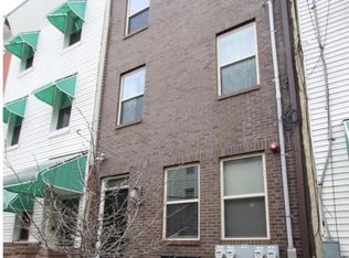 1607 Brown St #2, Philadelphia, PA 19130