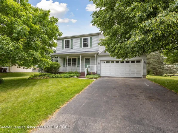 202 Kerry St, Eaton Rapids, MI 48827