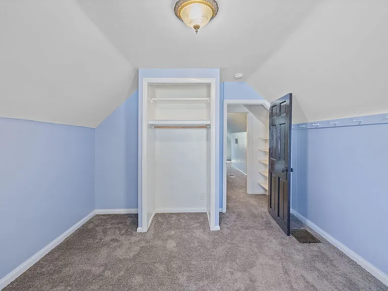 1377 Collinsdale Ave — Photo 18
