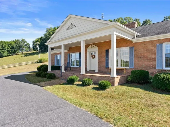 3538 Churchville Ave, Staunton, VA 24401