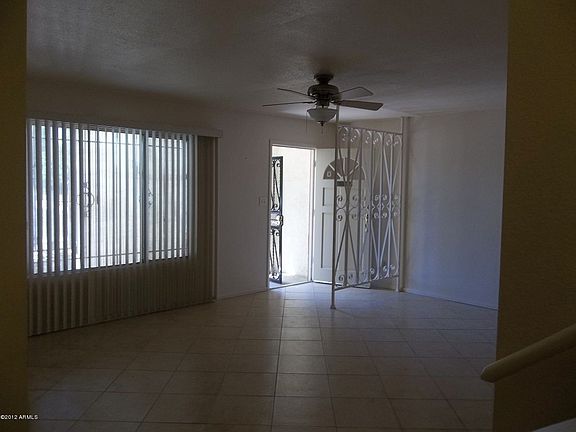 3rd image of 1722 W Rose Ln
