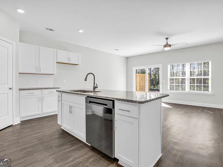 474 Sandbar Ln — Photo 18