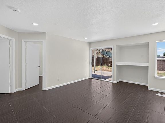 5th image of 5220 Calvine Rd