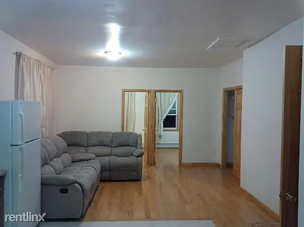 56 28th Ave photo 1