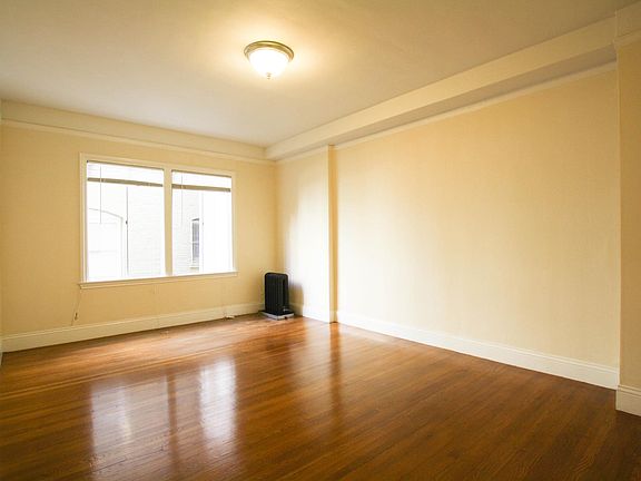3rd image of 625 Leavenworth St #3O3