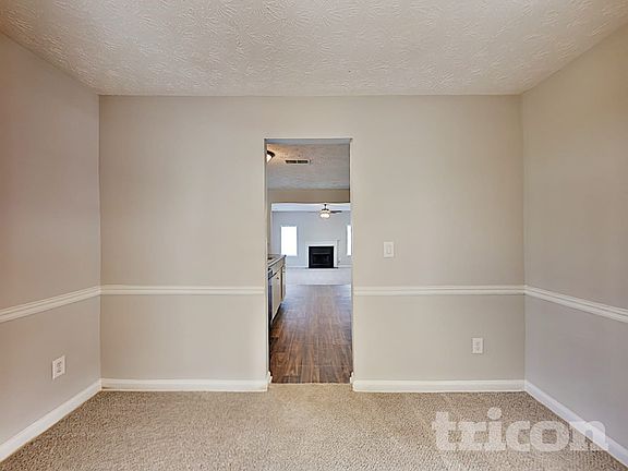 3rd image of 5632 Briar Knoll Ct