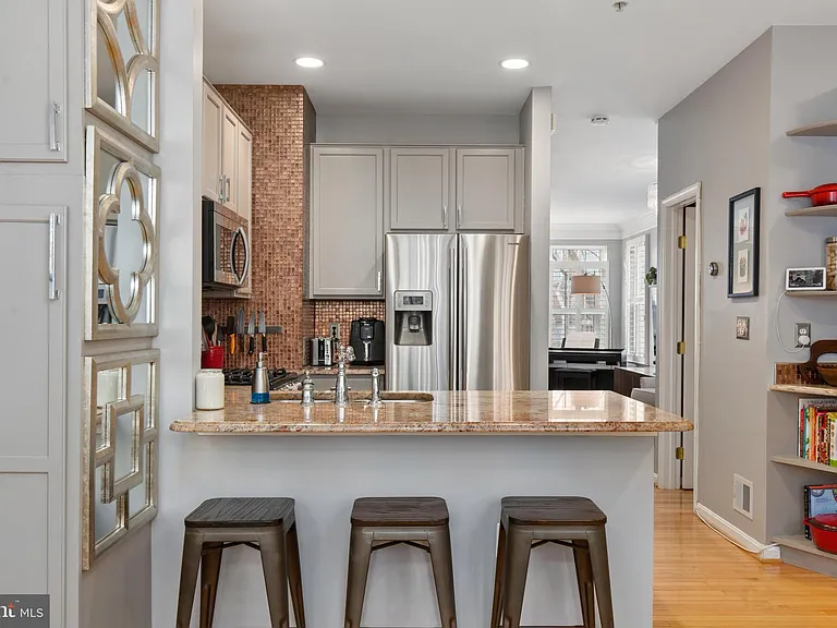 170 Martin Ln — Photo 20