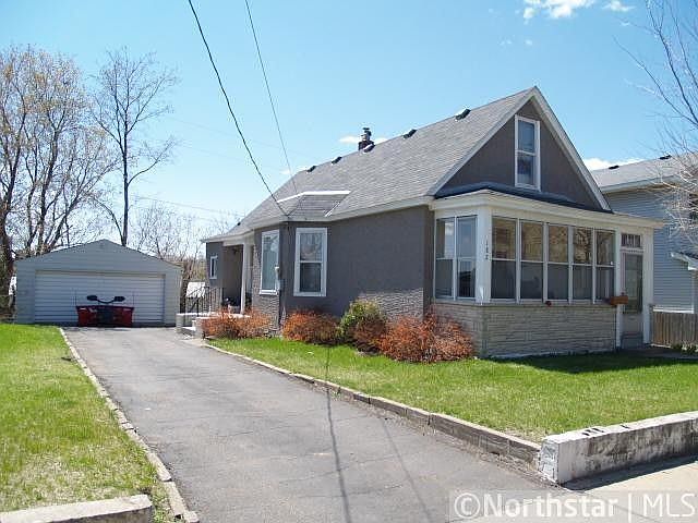 1st image of 182 Acker St E