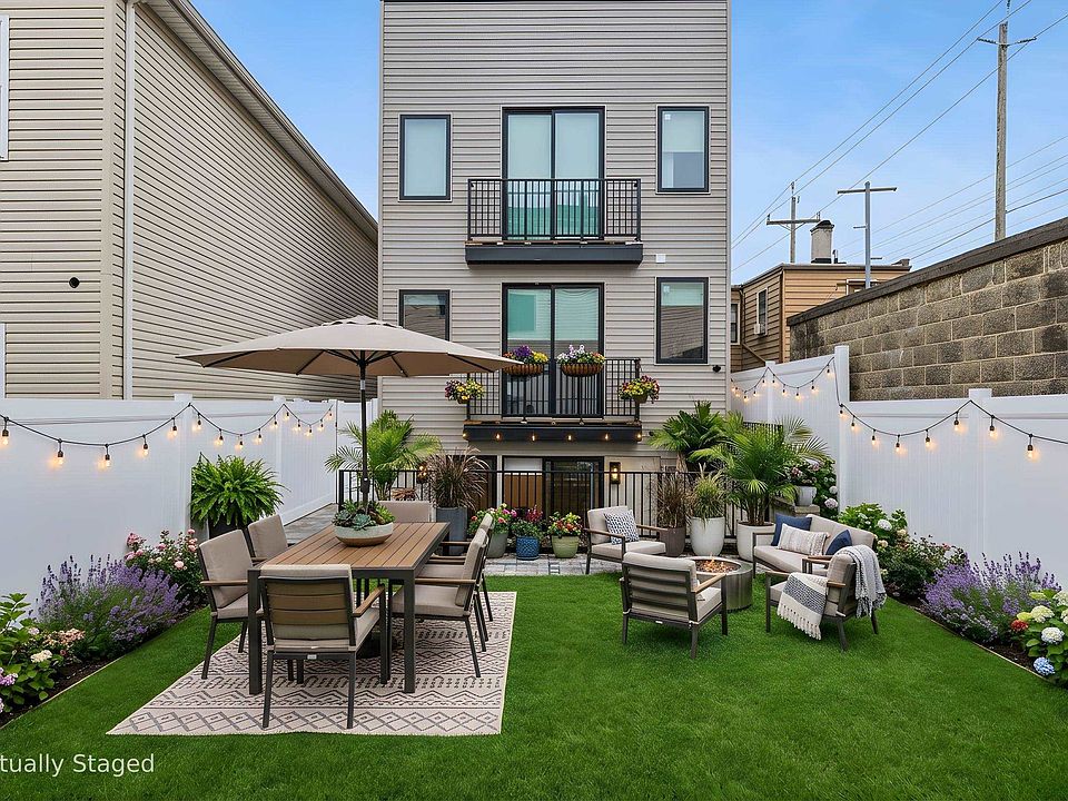 1st image of 183 Zabriskie St #1