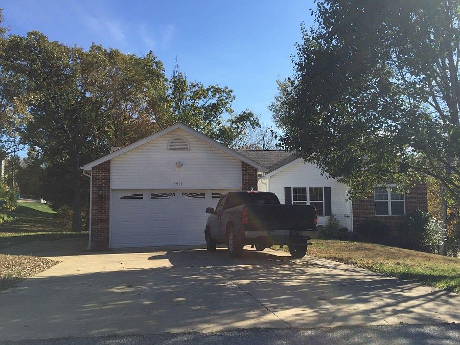 1st image of 5974 Peachtree Dr