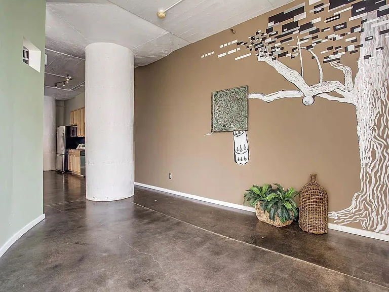 1122 Jackson St #204 — Photo 9