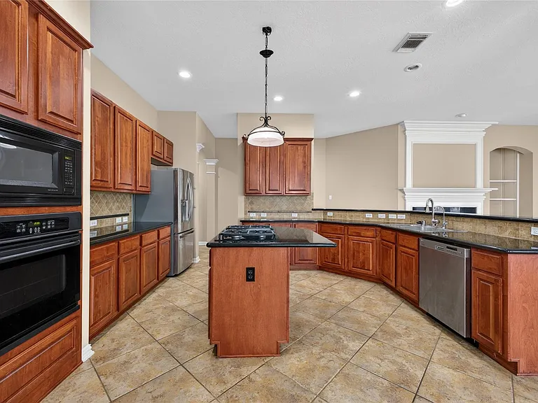 14326 Manorbier Ln — Photo 7