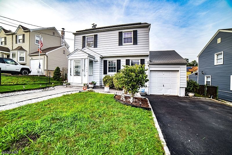 1st image of 118 Birchwood Dr
