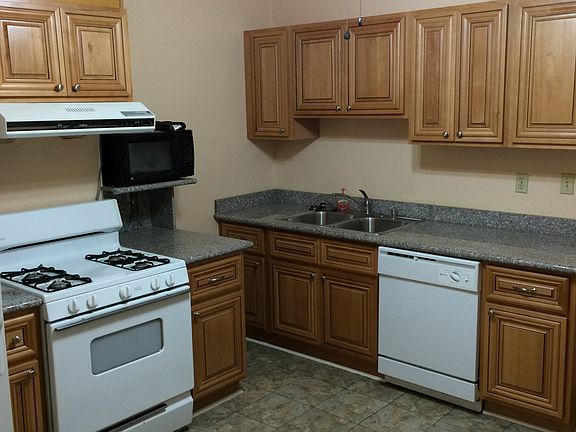 2121 Kitchen