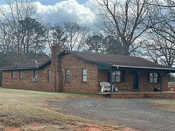 3rd image of 70 N Pineview Cir