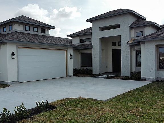 4th image of 6004 Surrey Ln