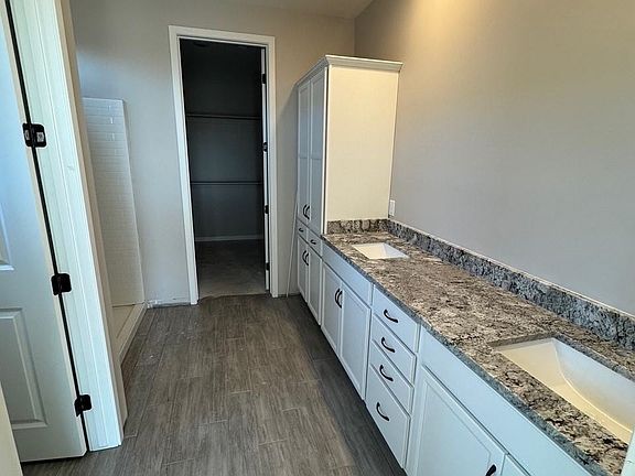 2nd image of 7673 E 35th Pl