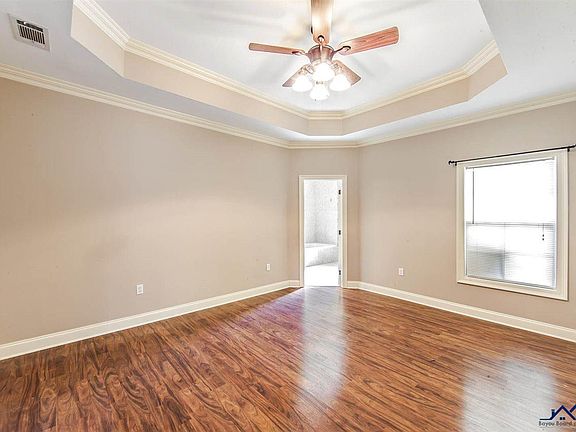 5th image of 226 Kettle Dr