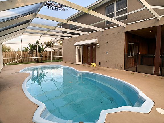Covered pool
