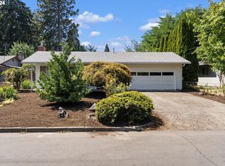 859 SE 16th Ave, Hillsboro, OR 97123