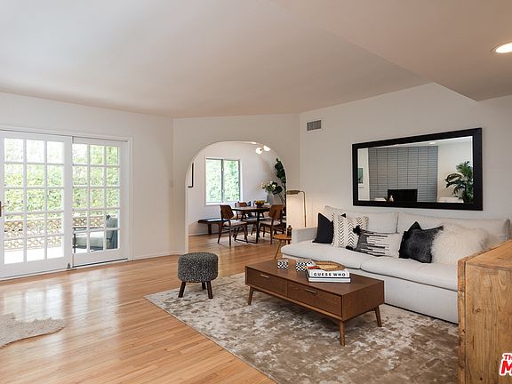 3rd image of 6107 Alcove Ave