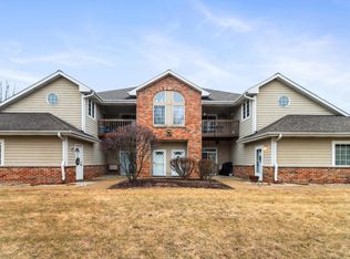 521 Lawson School Rd #6, Delavan, WI 53115