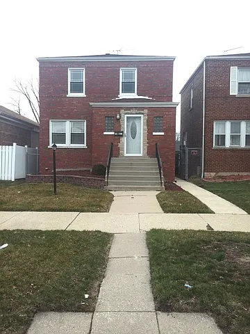 10622 S Forest Ave photo 1