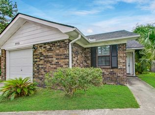 7773 McKnight St, North Charleston, SC 29418