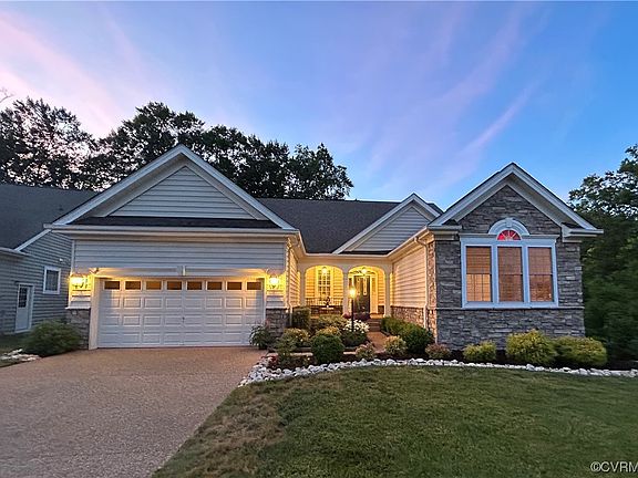 2nd image of 4748 Westhampton