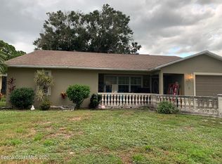 718 Carnation Dr, Sebastian, FL 32958