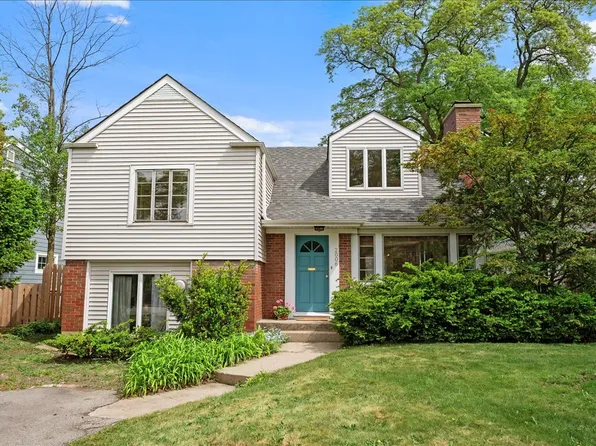 2006 Lake Ave, Wilmette, IL 60091