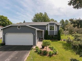 11148 Virginia Ave N, Champlin, MN 55316