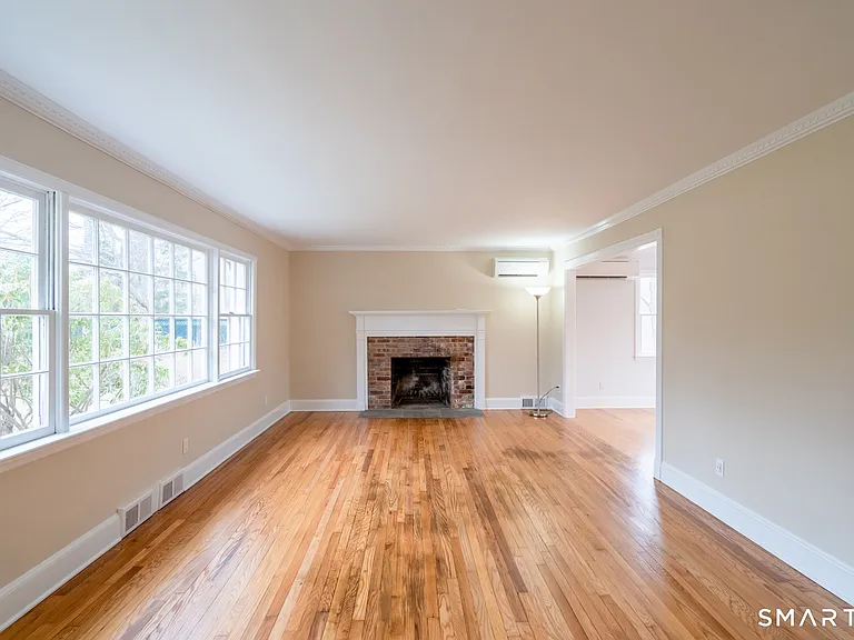 1005 Smith Ridge Rd — Photo 3