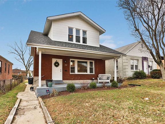 3rd image of 7918 Thomas Ave