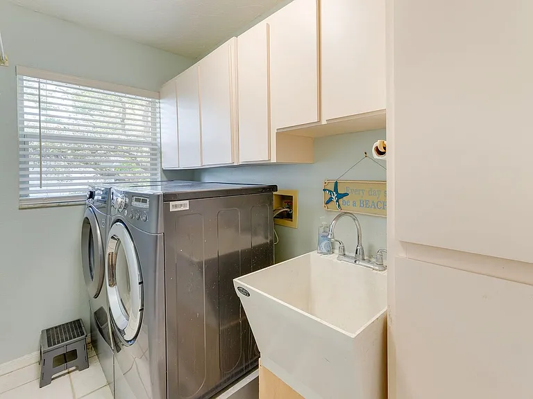 Laundry Room Cabinet