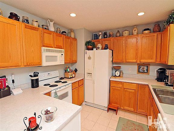 4th image of 7804 Cypress Island Dr